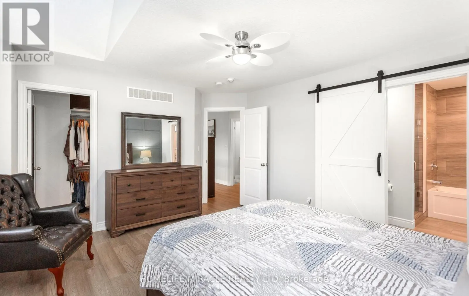 498 FAIRWAY ROAD