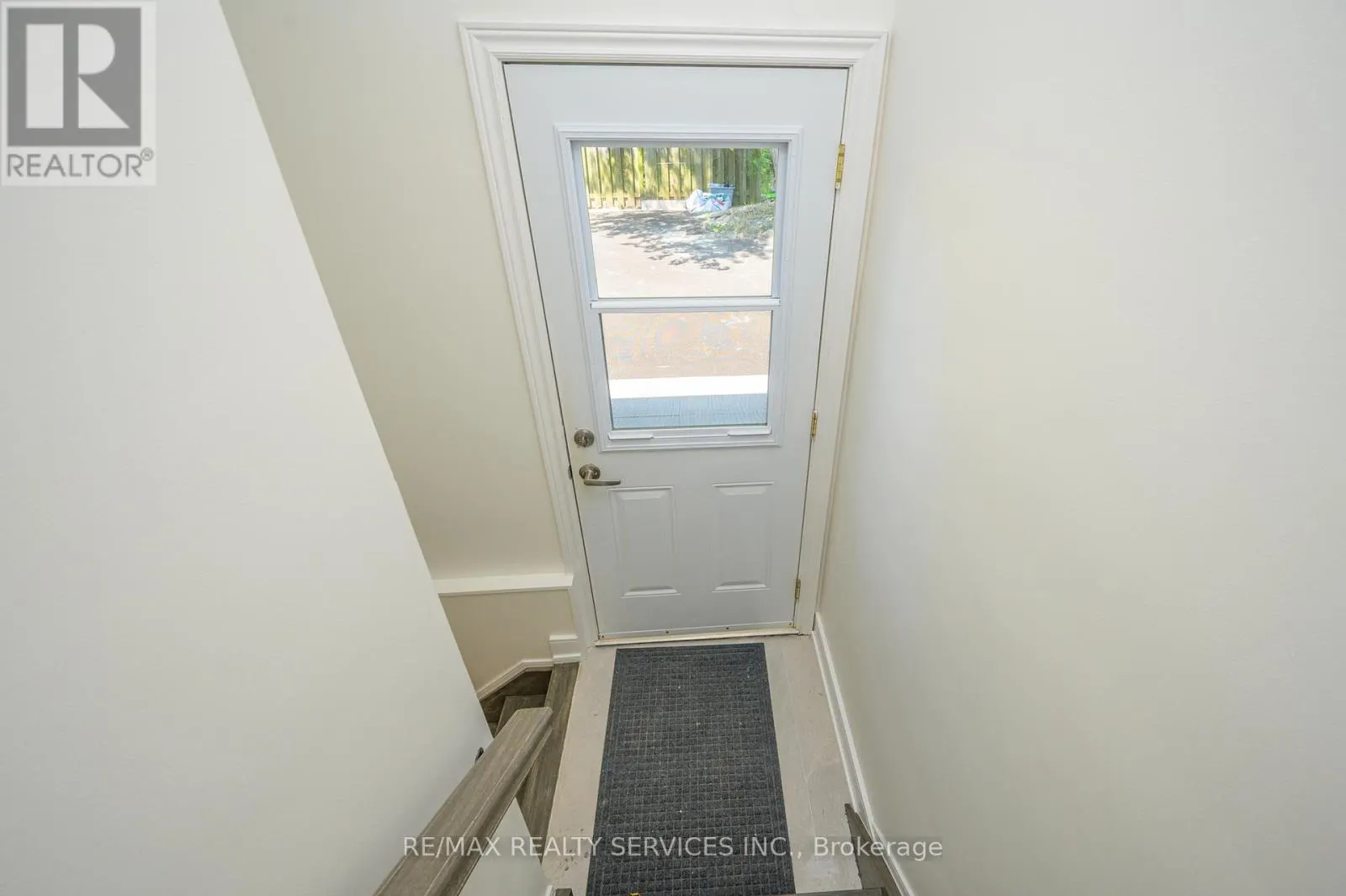 326 MOUNTAIN ROAD
