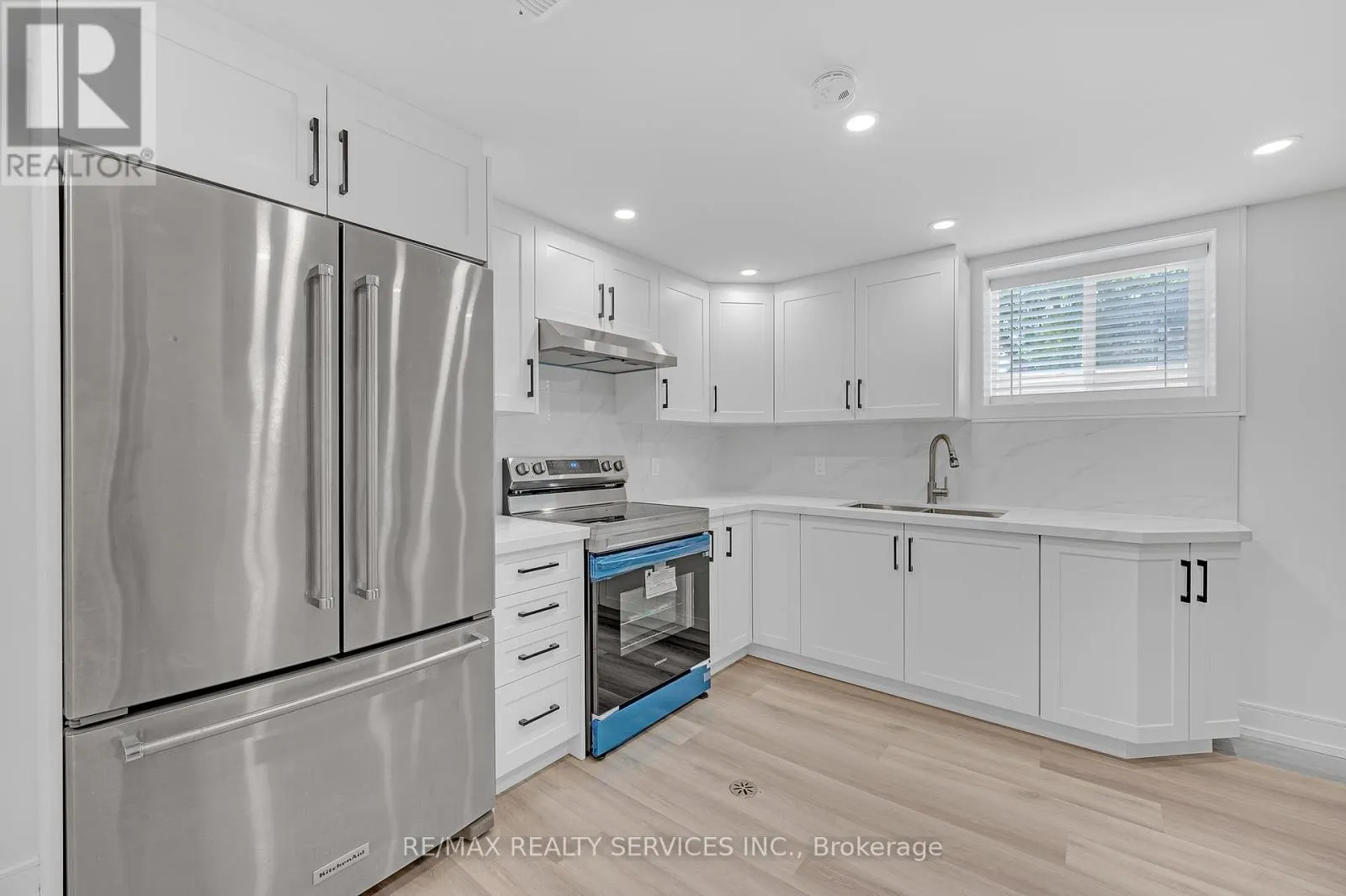 326 MOUNTAIN ROAD