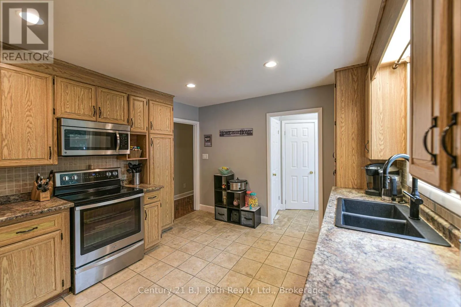 1028 COWBELL LANE