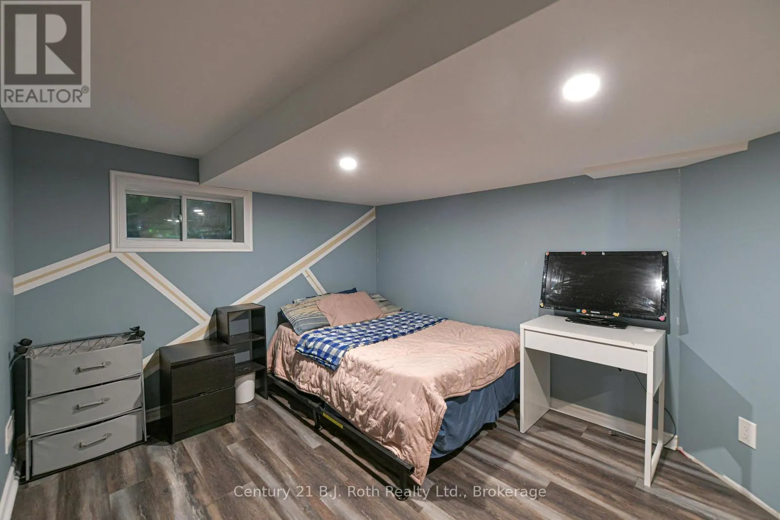 1028 COWBELL LANE