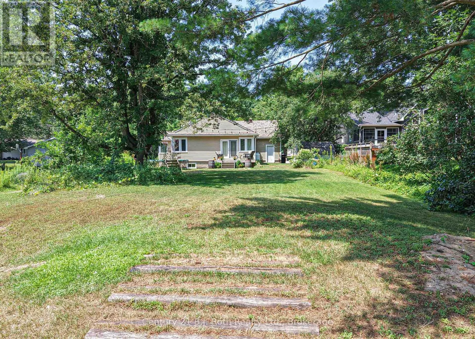 1028 COWBELL LANE