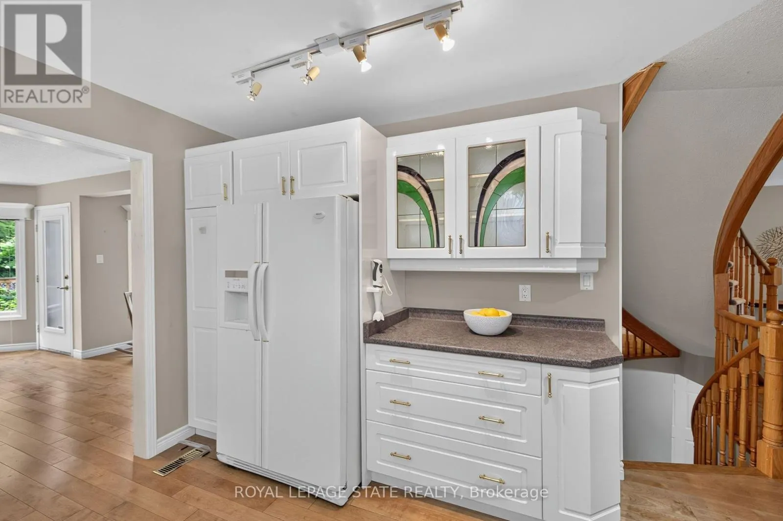 11 - 151 MCNIVEN ROAD