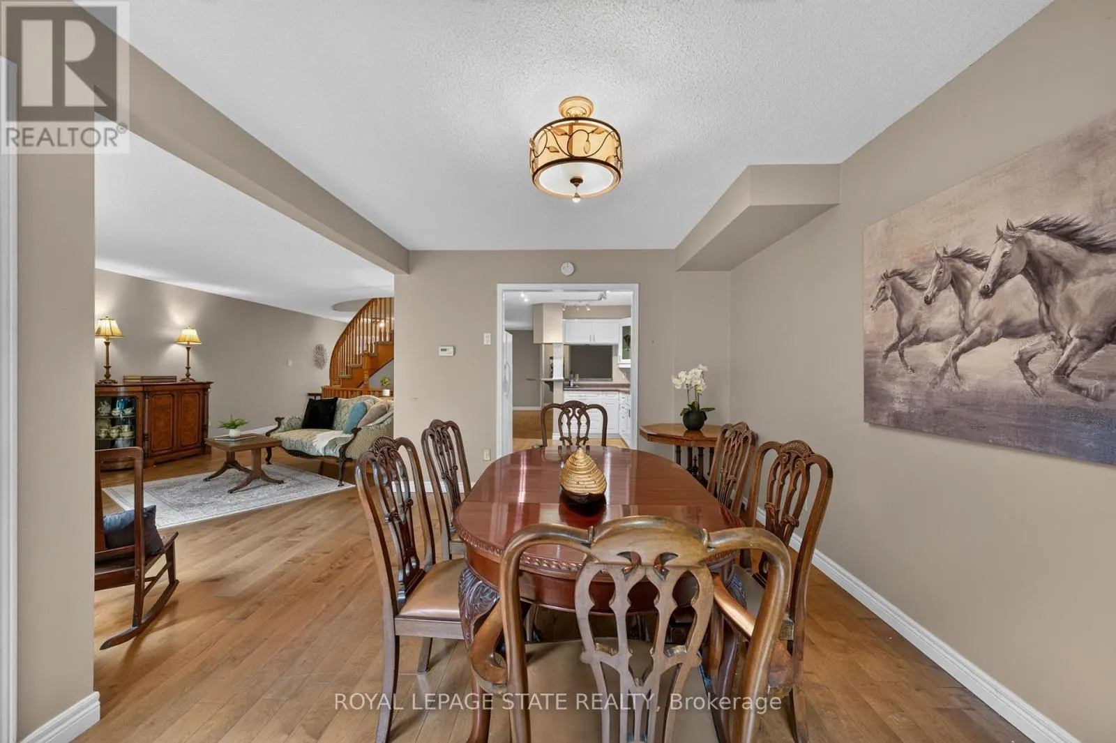 11 - 151 MCNIVEN ROAD