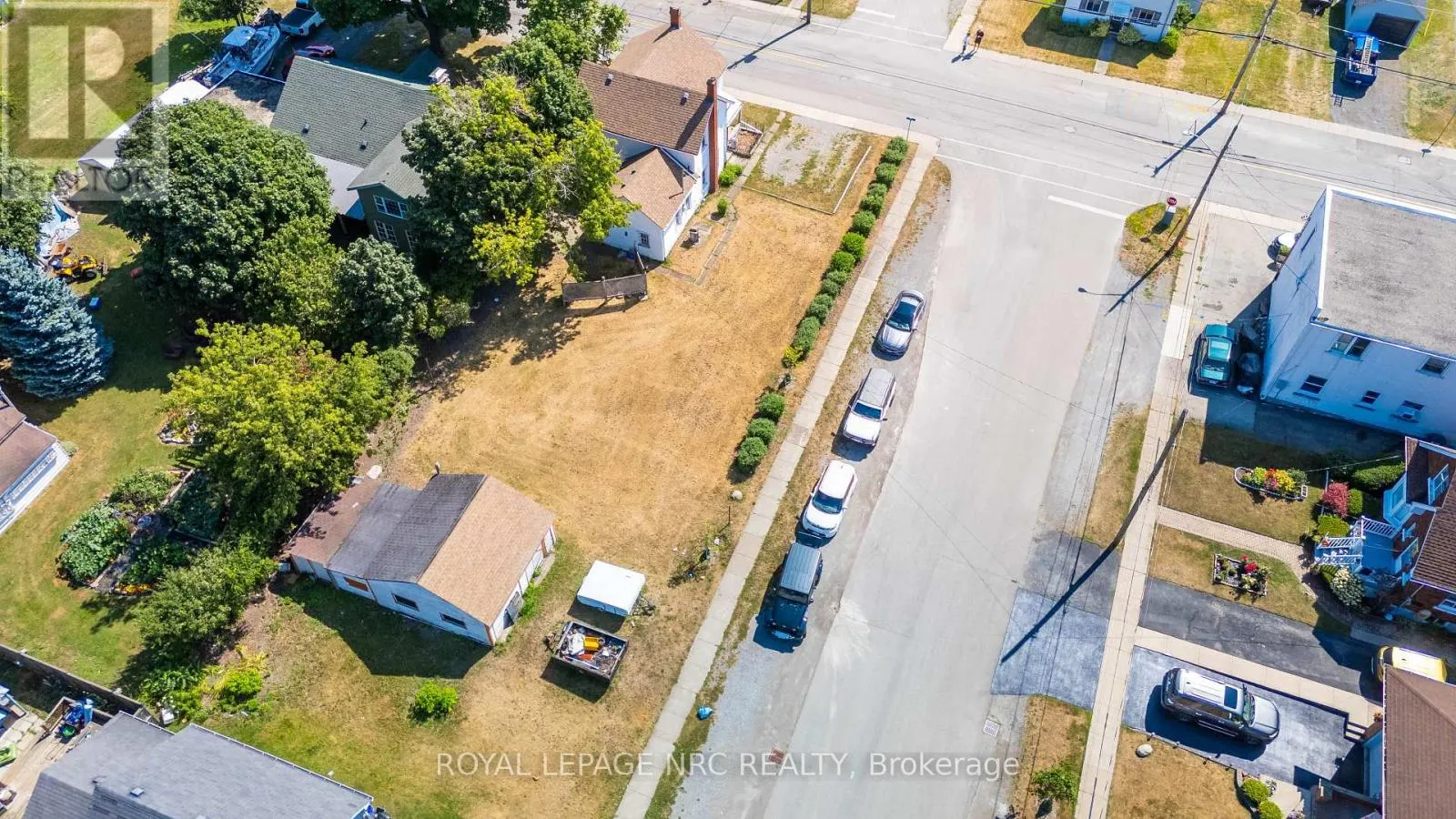 592 FIELDEN AVENUE