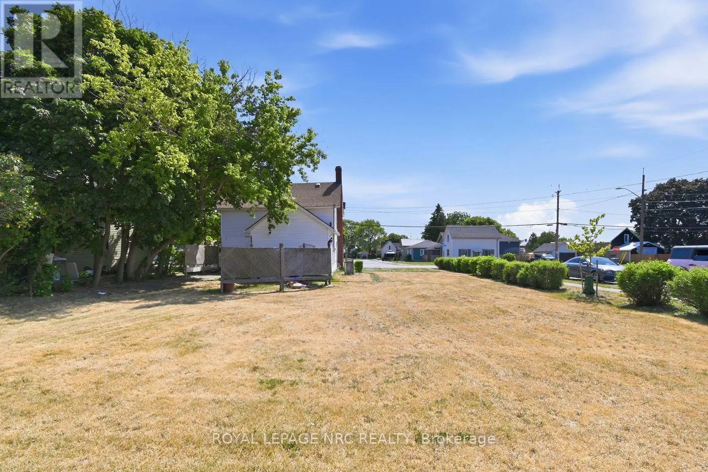 592 FIELDEN AVENUE
