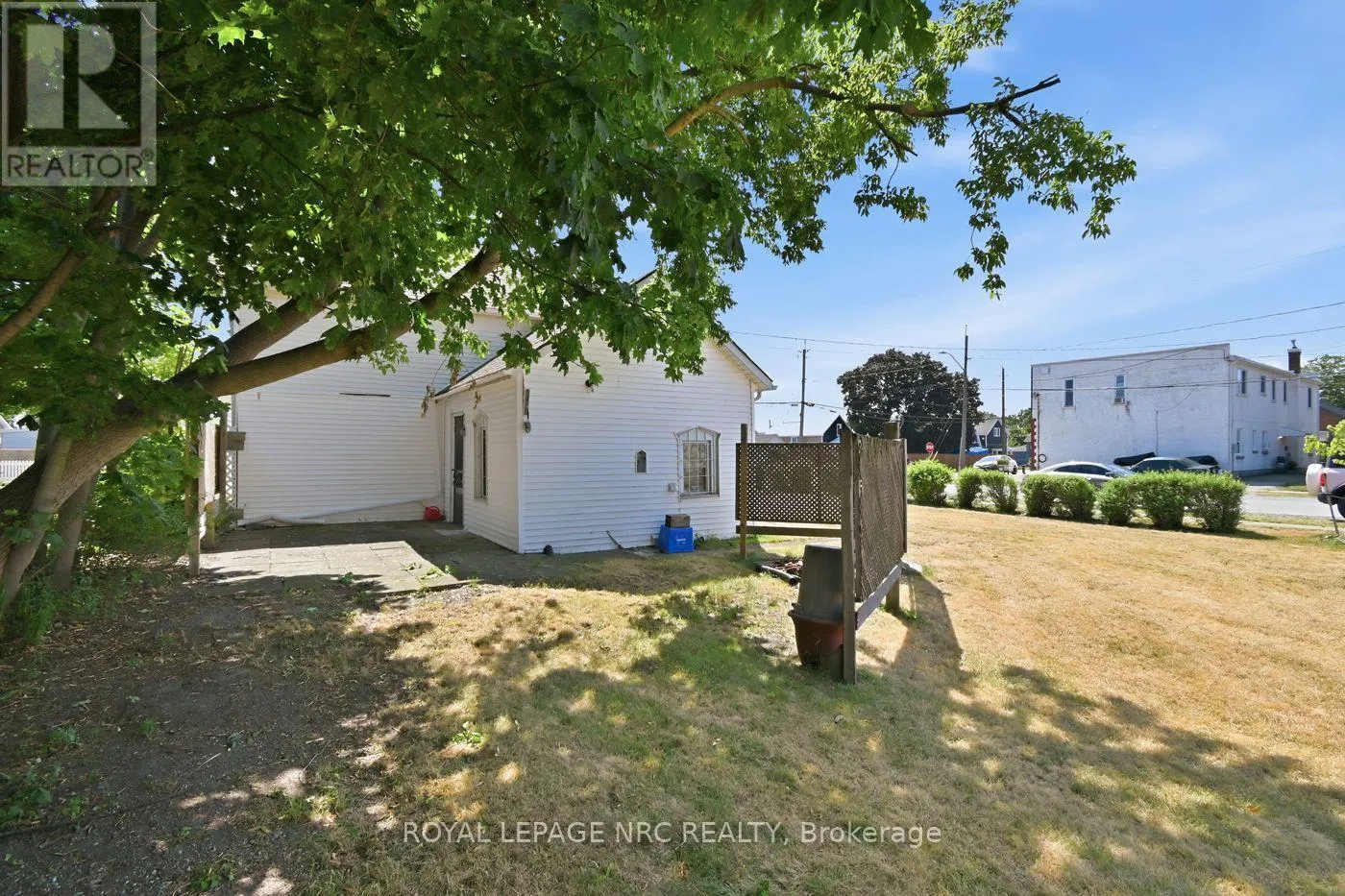 592 FIELDEN AVENUE