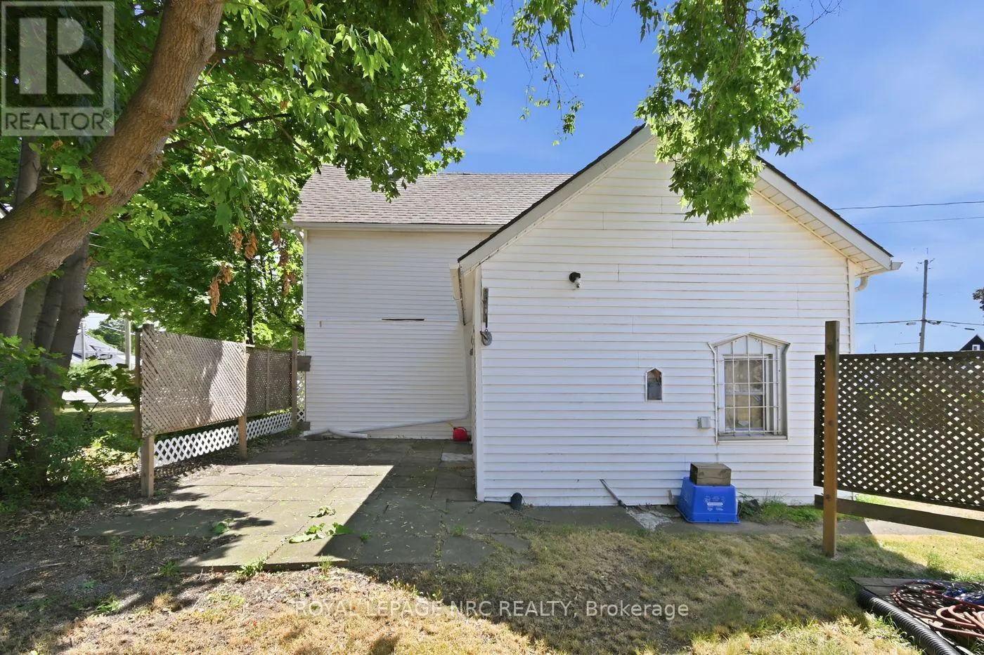 592 FIELDEN AVENUE
