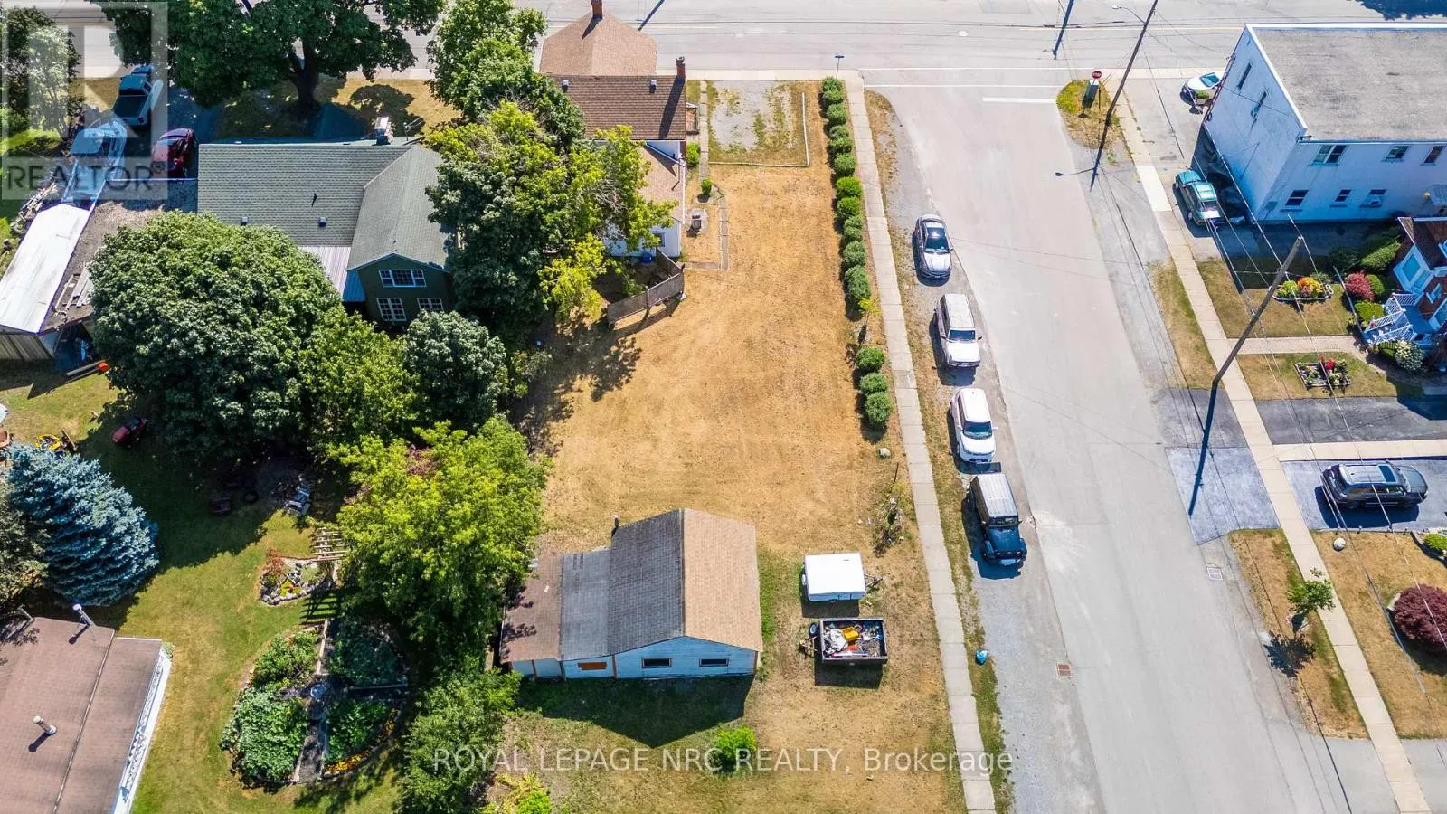 592 FIELDEN AVENUE