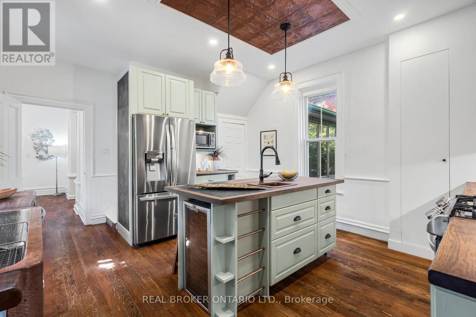 74 LAKE AVENUE W
