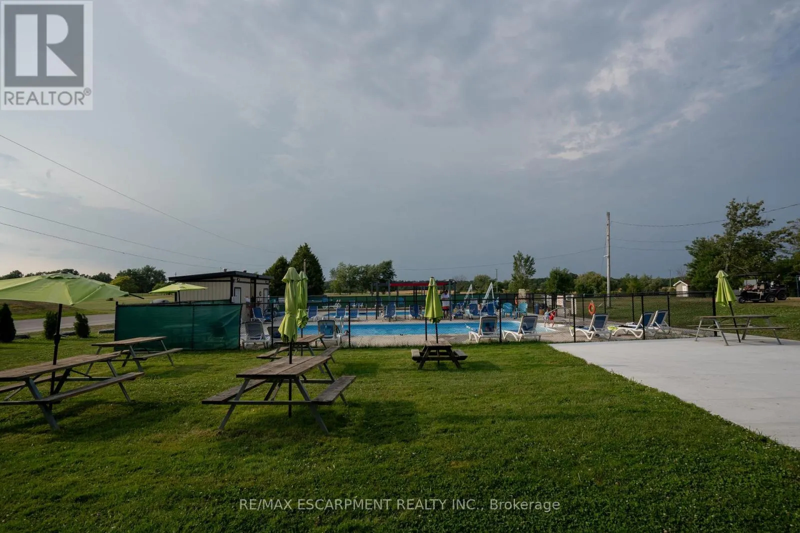 35 - 1001 HALDIMAND ROAD