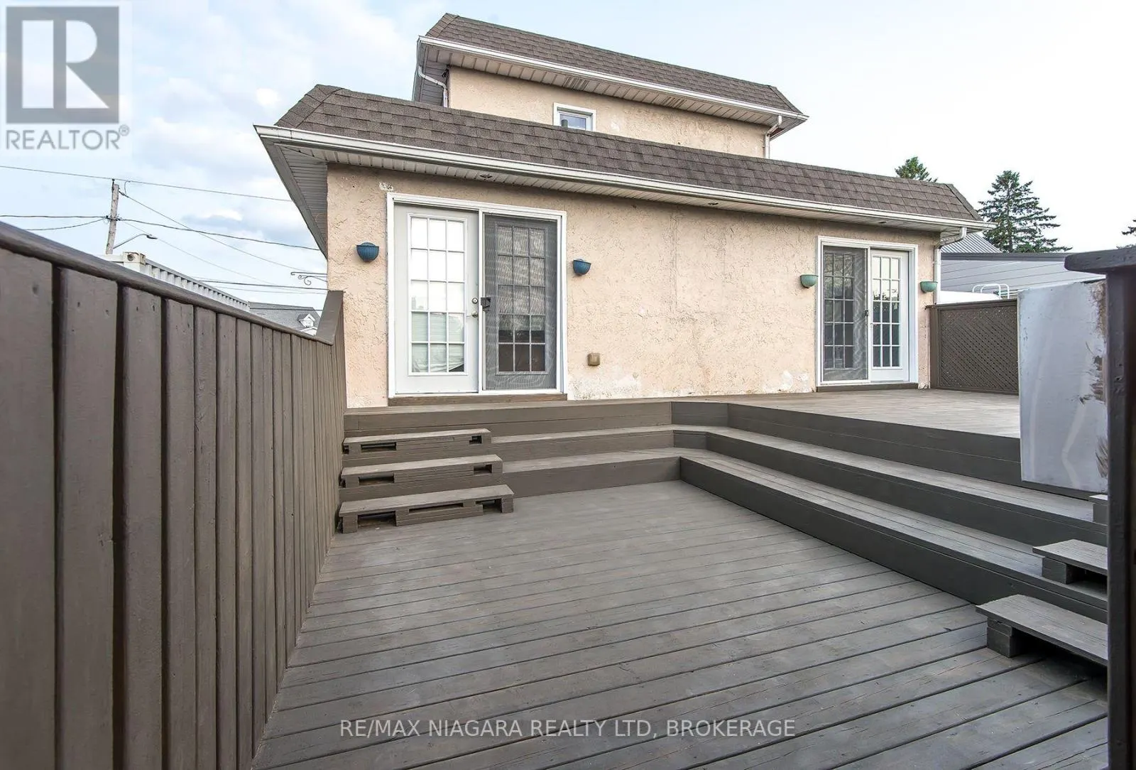 98 CHIPPAWA ROAD