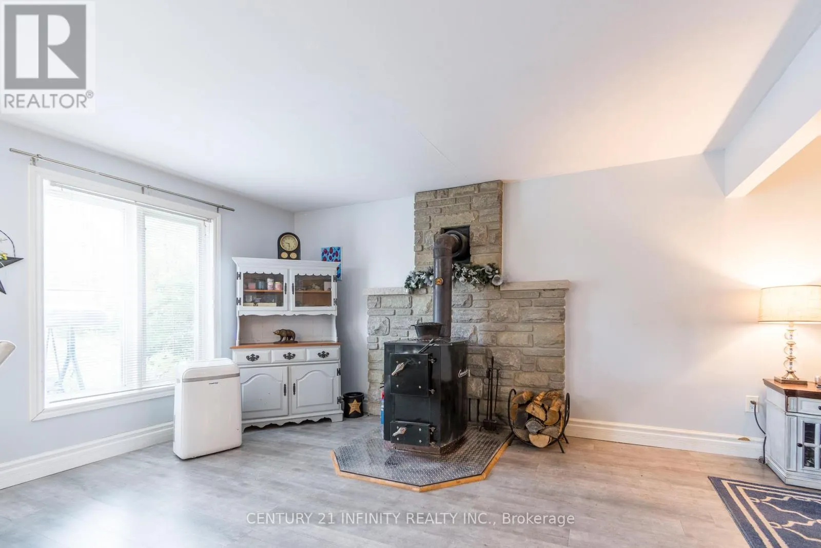 460 PIGDEN ROAD