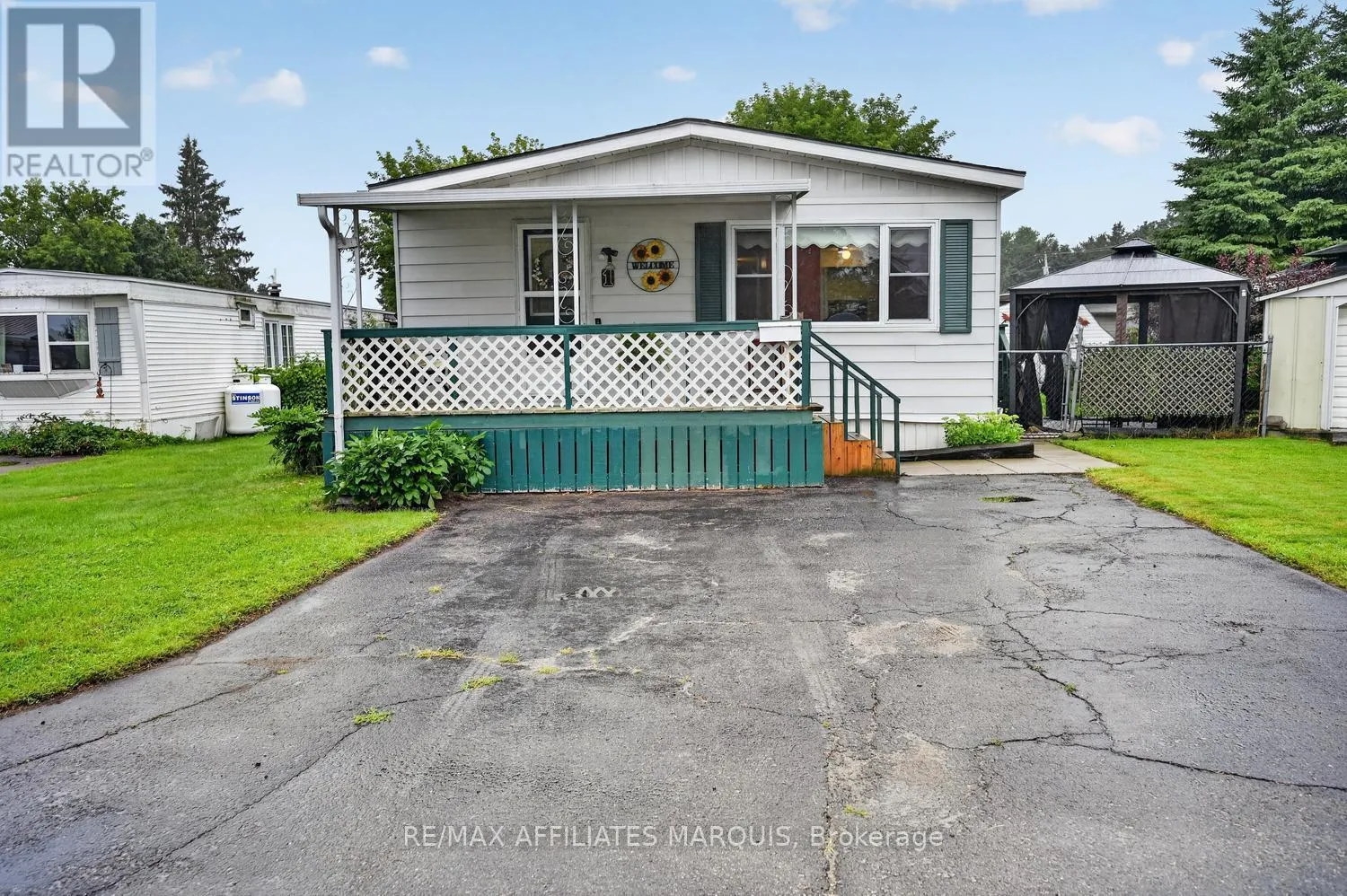 1 KAVANAGH DRIVE