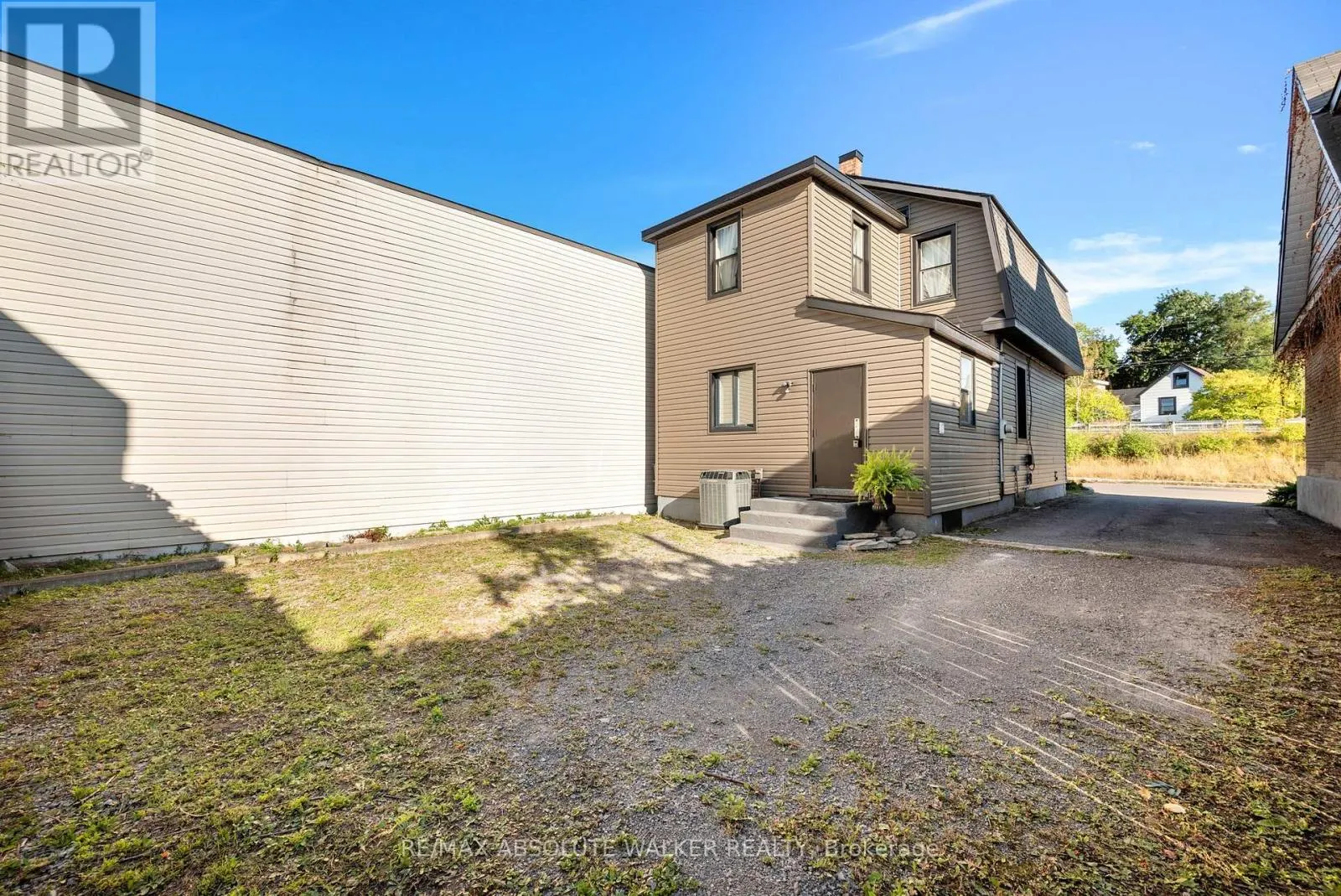 383 DANFORTH AVENUE
