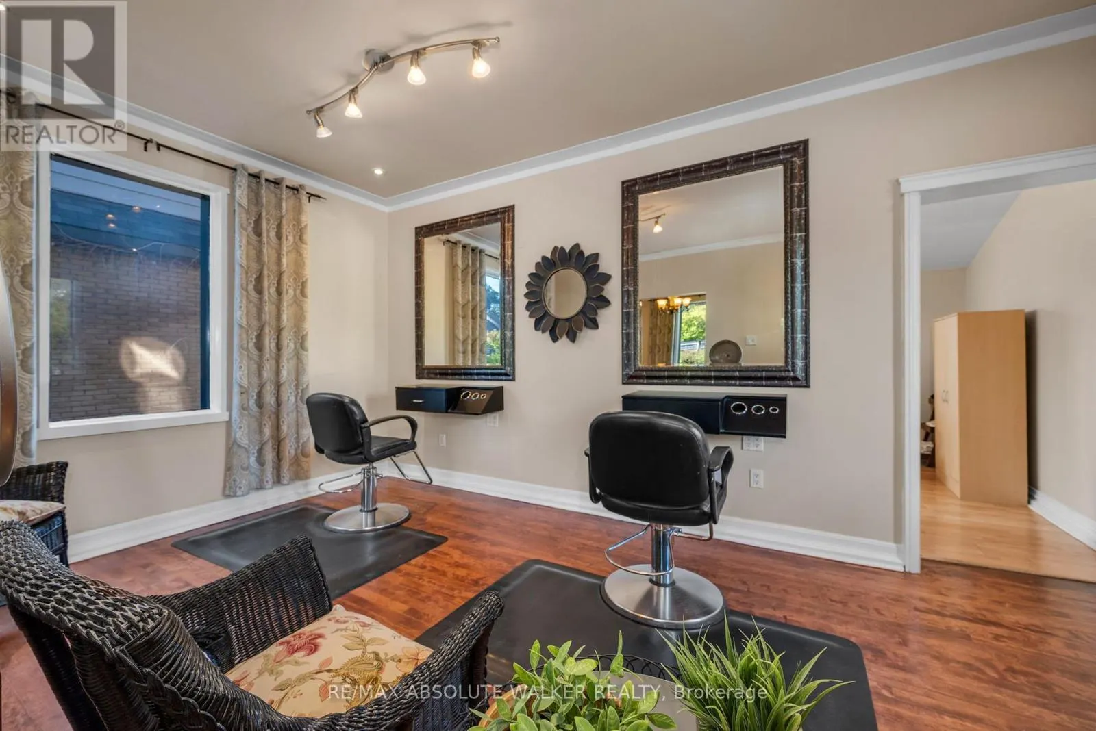 383 DANFORTH AVENUE