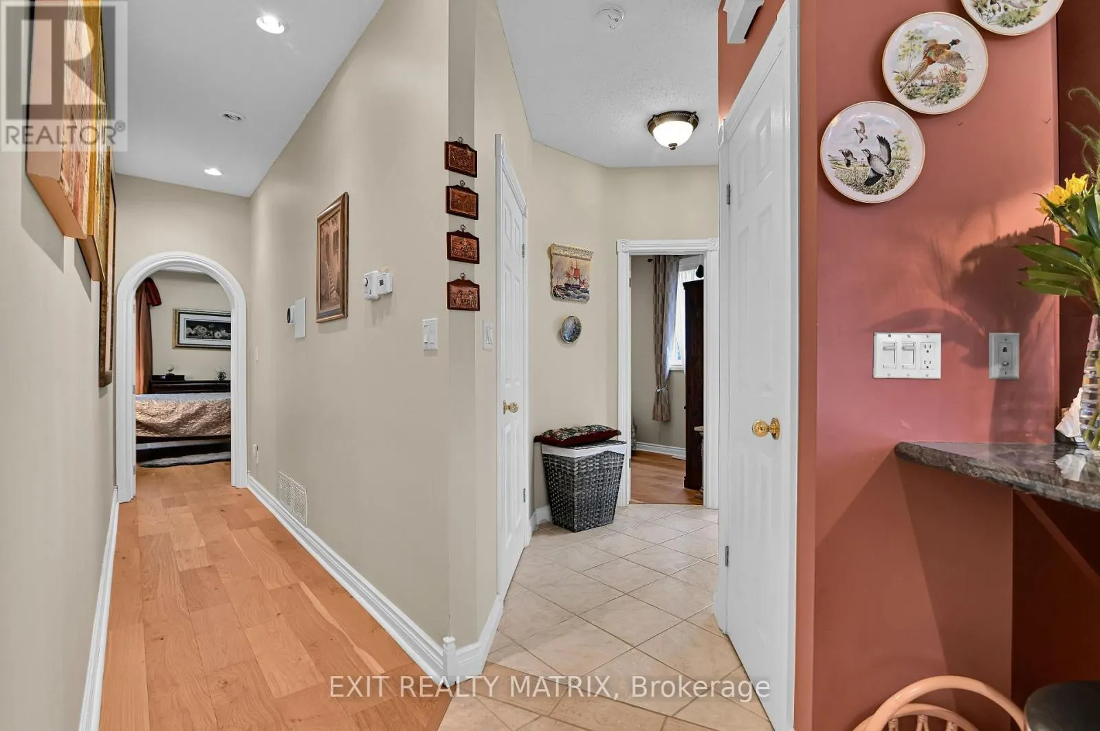 5544 BRIDLEWOOD COURT