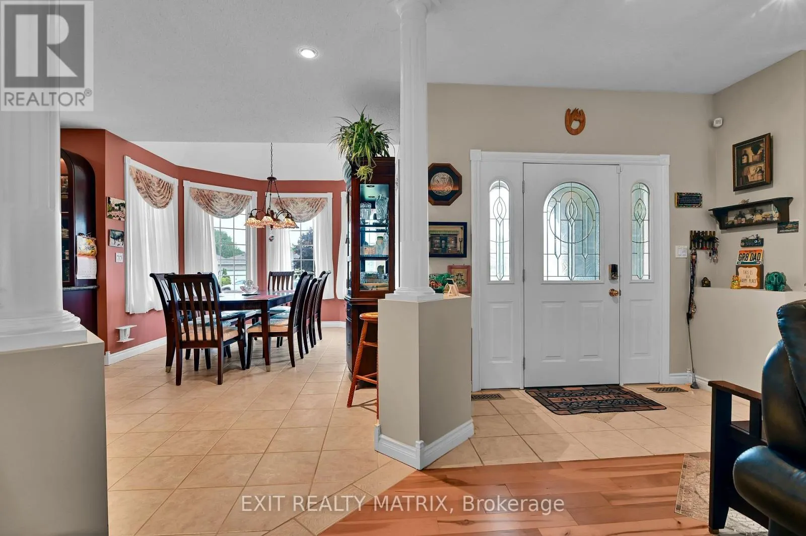 5544 BRIDLEWOOD COURT