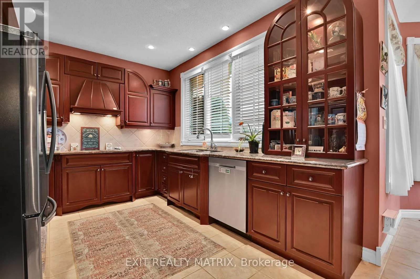 5544 BRIDLEWOOD COURT