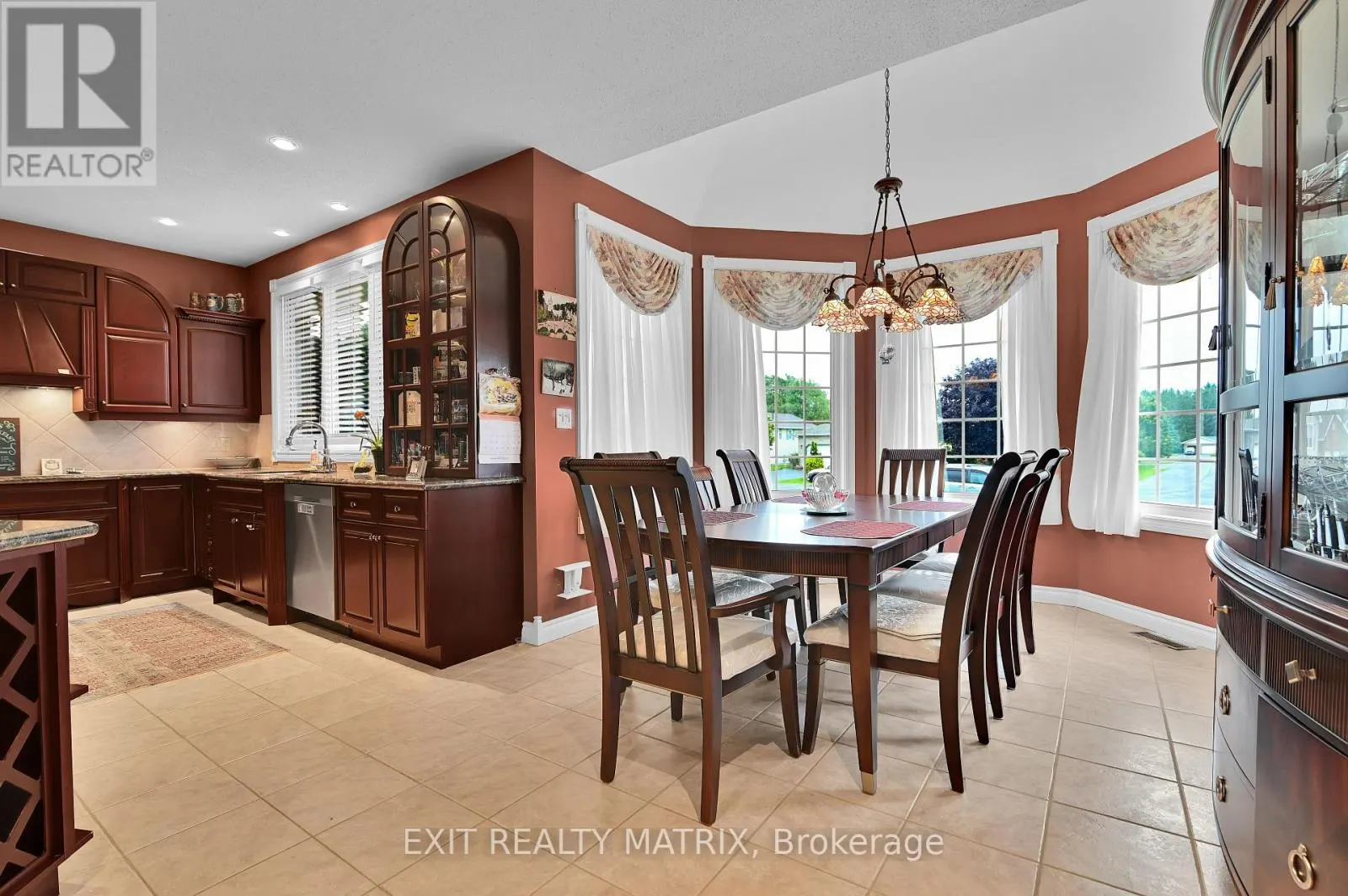 5544 BRIDLEWOOD COURT