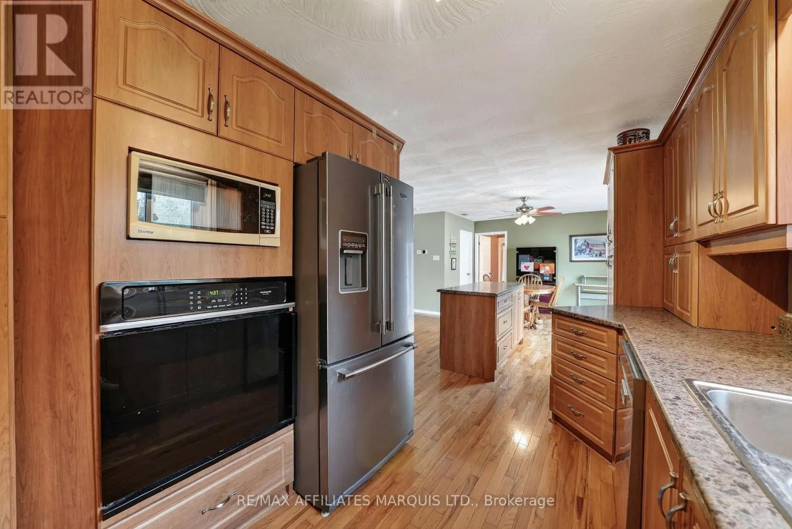 185 DOMINION STREET N