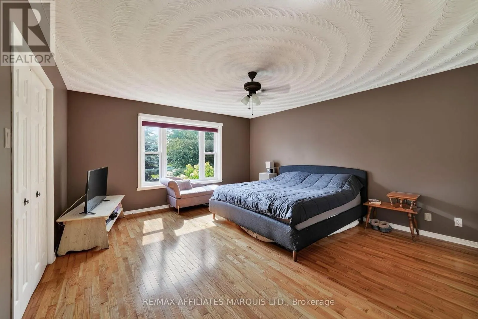 185 DOMINION STREET N