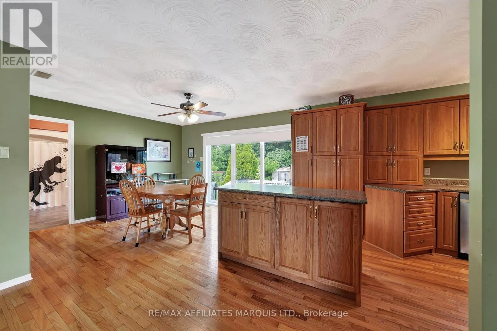 185 DOMINION STREET N