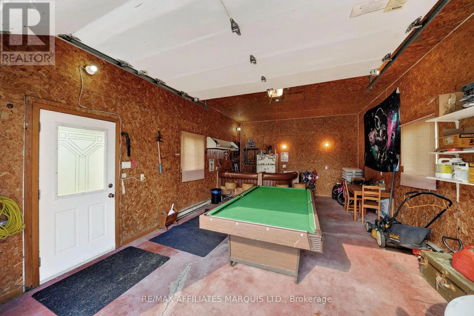 185 DOMINION STREET N