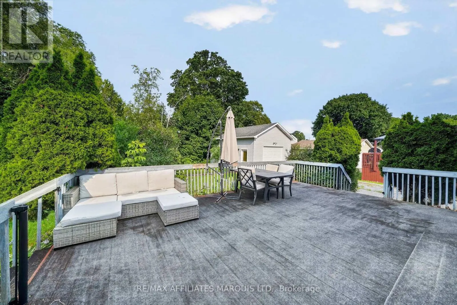 185 DOMINION STREET N