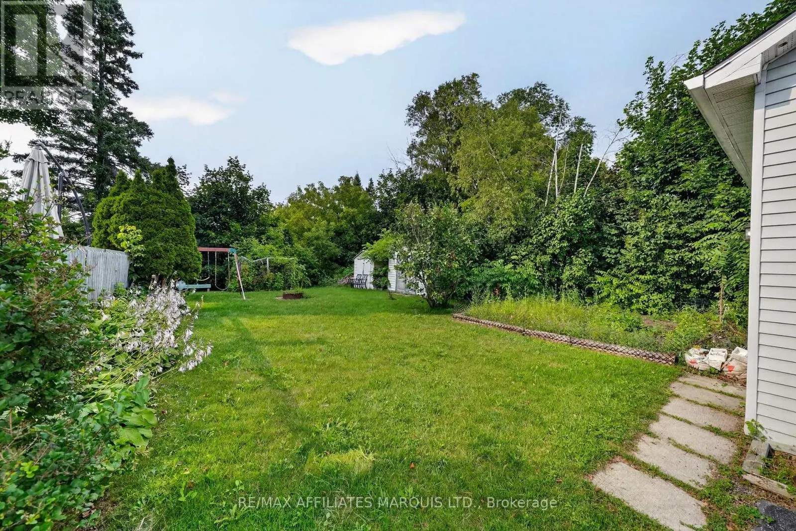 185 DOMINION STREET N