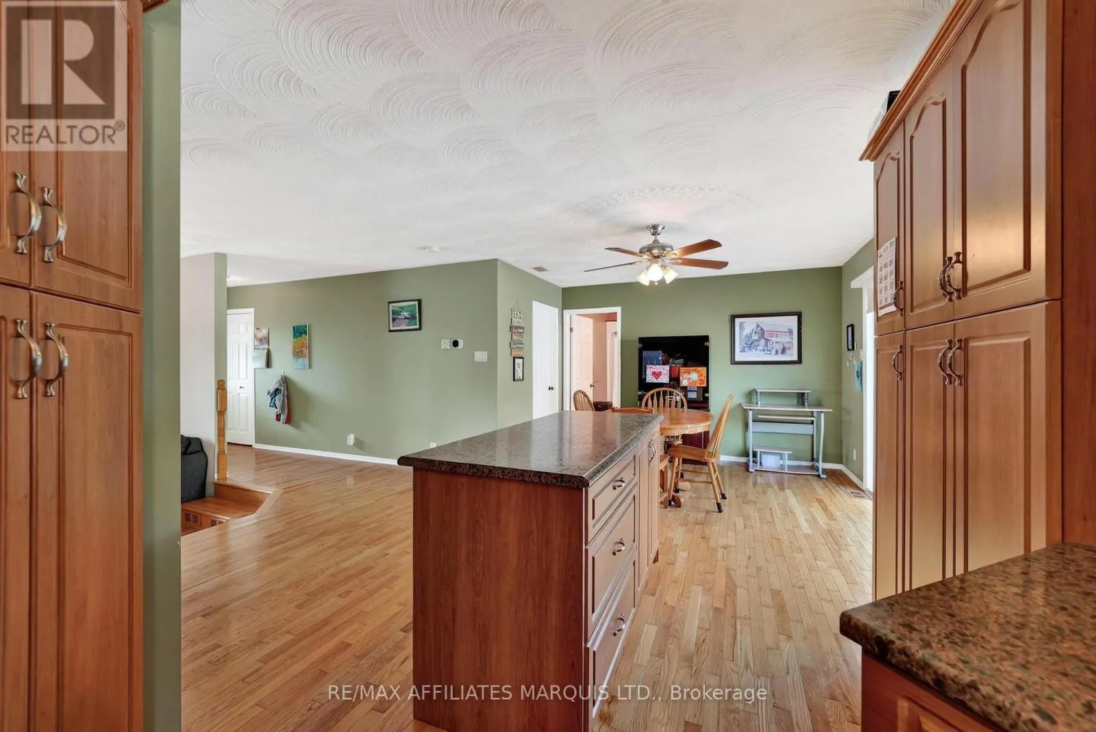 185 DOMINION STREET N