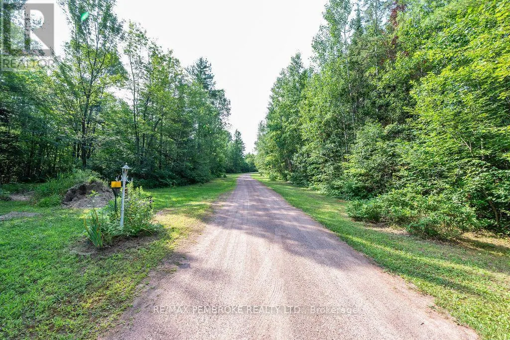 1692 BLACK BAY ROAD