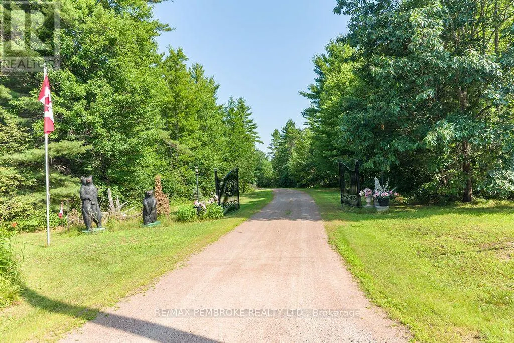 1692 BLACK BAY ROAD