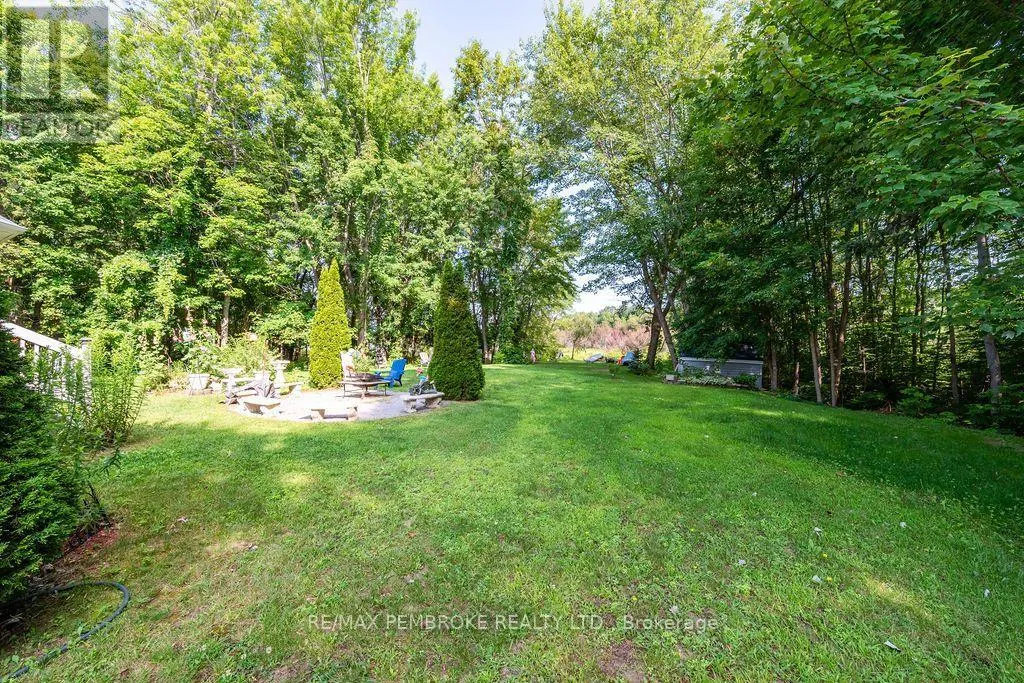 1692 BLACK BAY ROAD