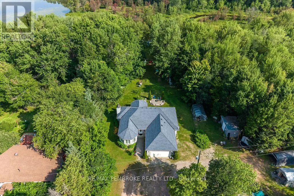 1692 BLACK BAY ROAD