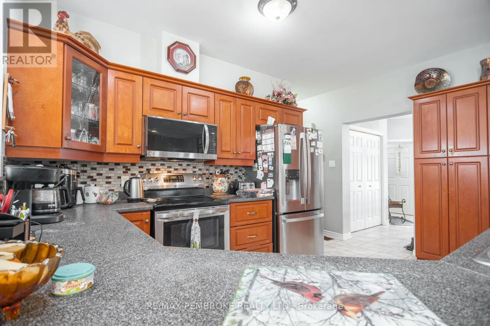 1692 BLACK BAY ROAD