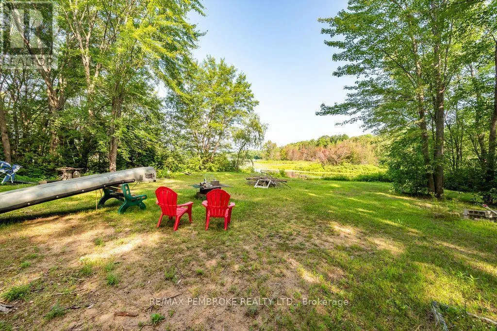 1692 BLACK BAY ROAD