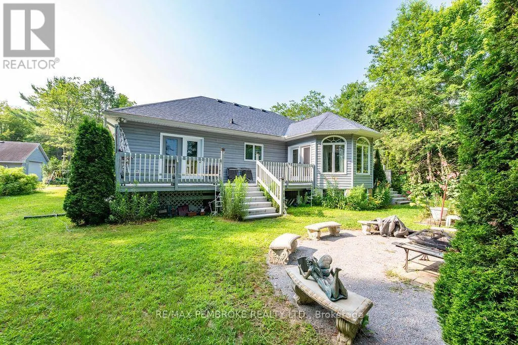 1692 BLACK BAY ROAD