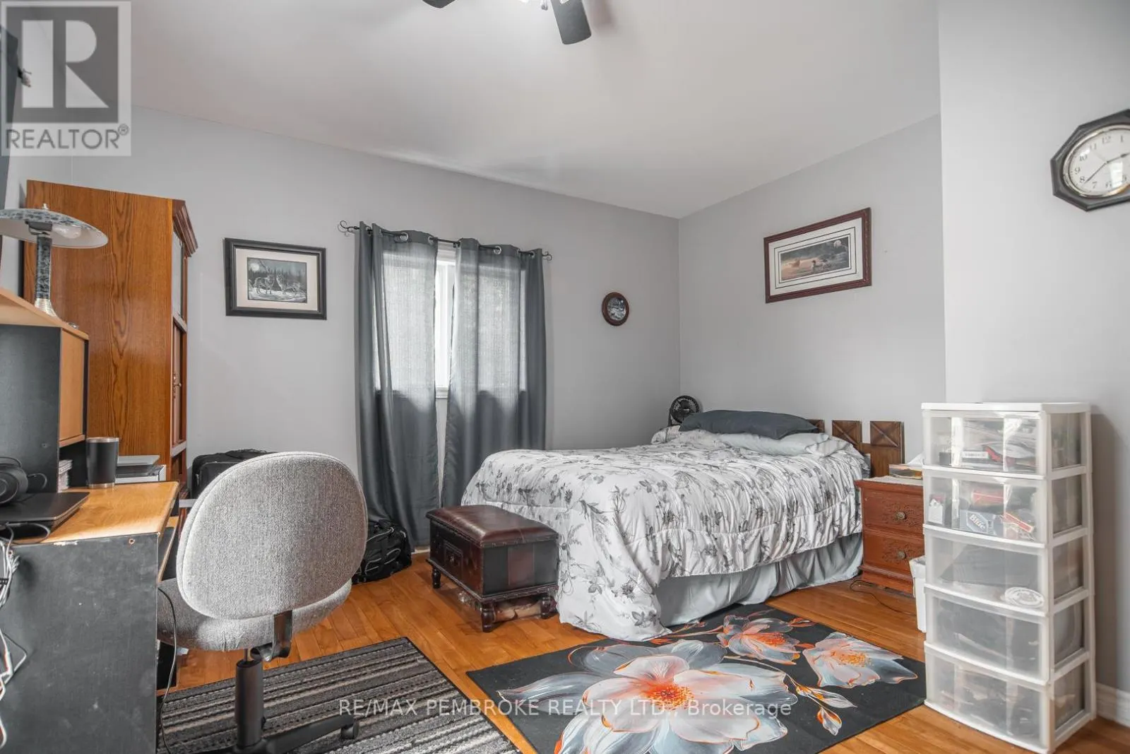 1692 BLACK BAY ROAD