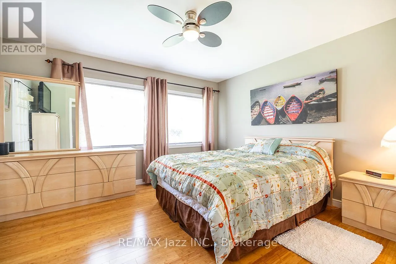 23 BAYVIEW DRIVE