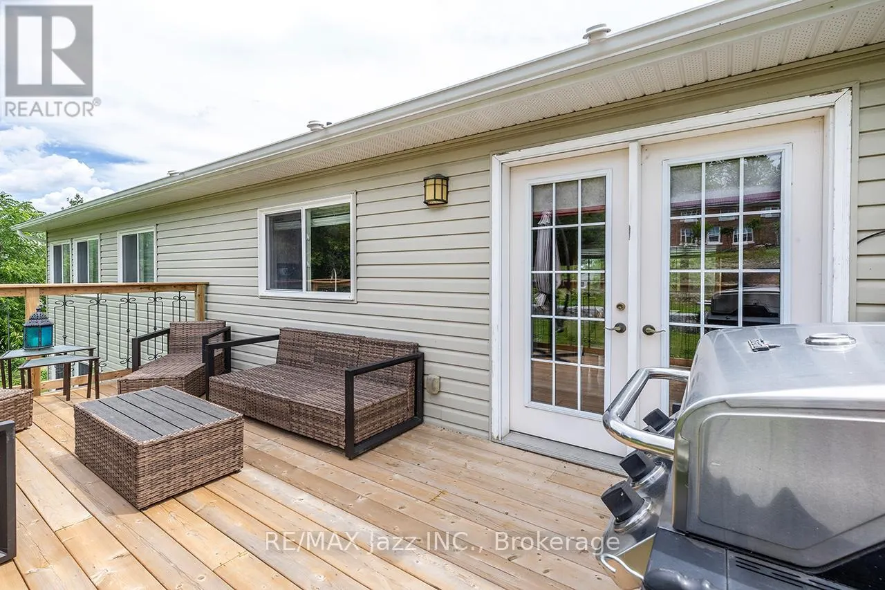 23 BAYVIEW DRIVE