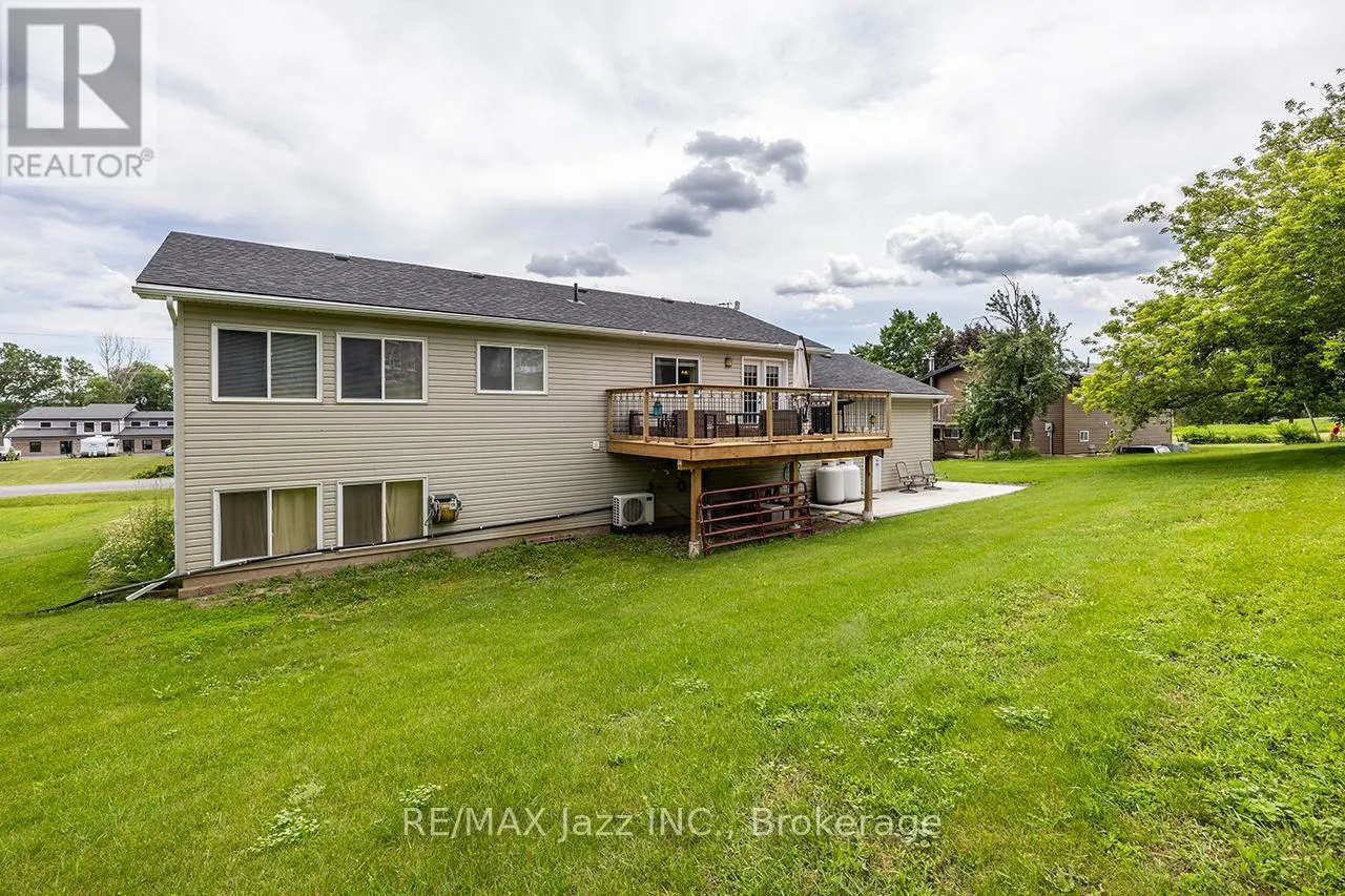 23 BAYVIEW DRIVE