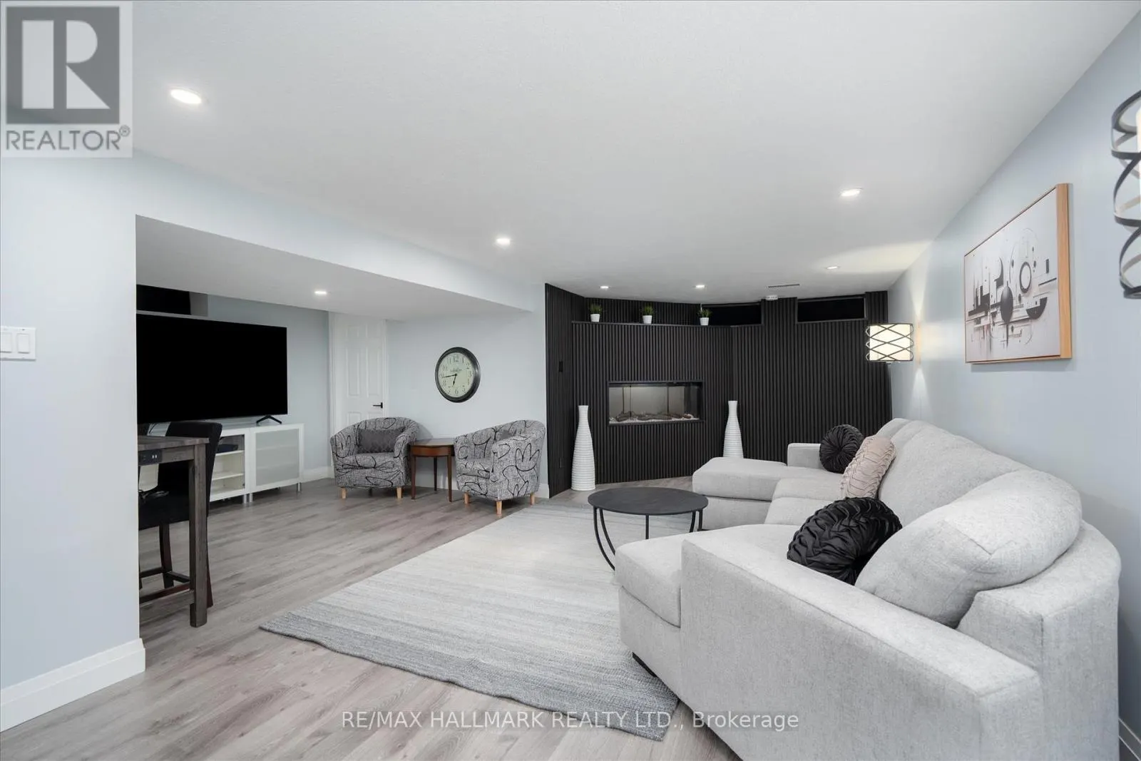 119 CHARLOTTE PLACE