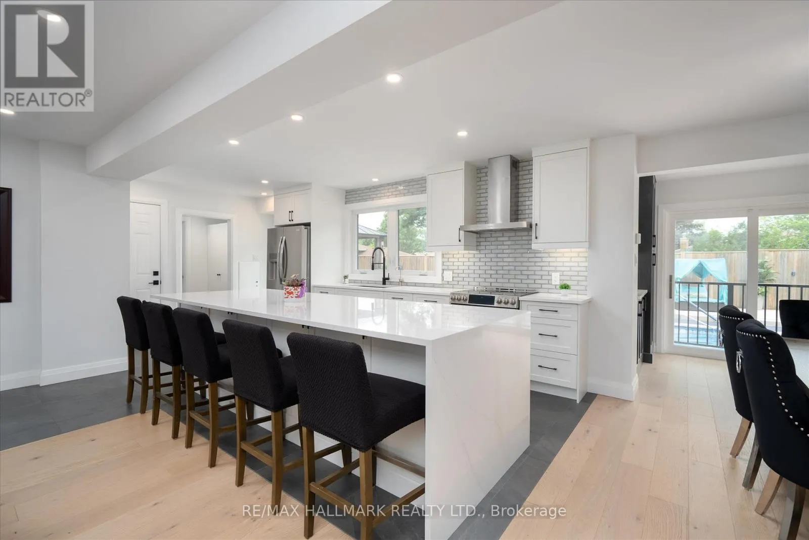 119 CHARLOTTE PLACE