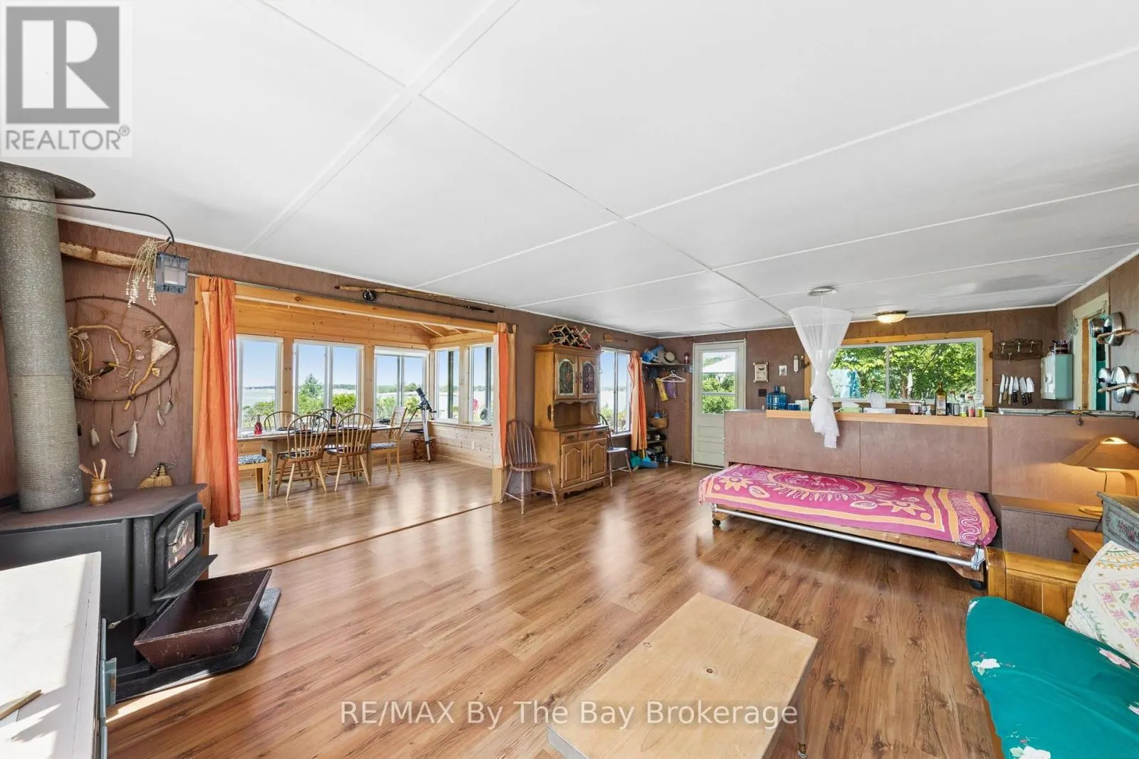 28640 GEORGIAN BAY SHORE