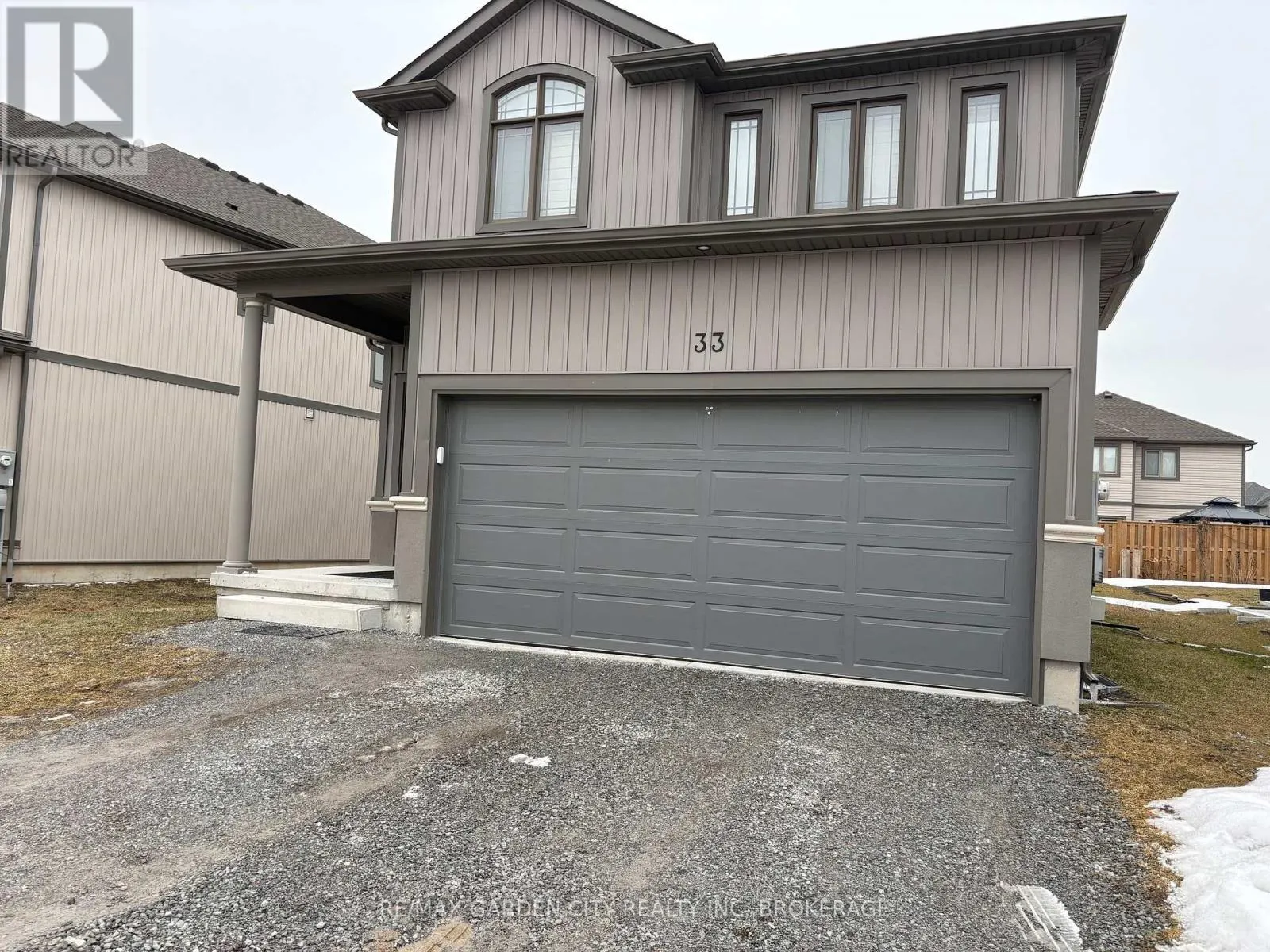 33 BOUNTY AVENUE