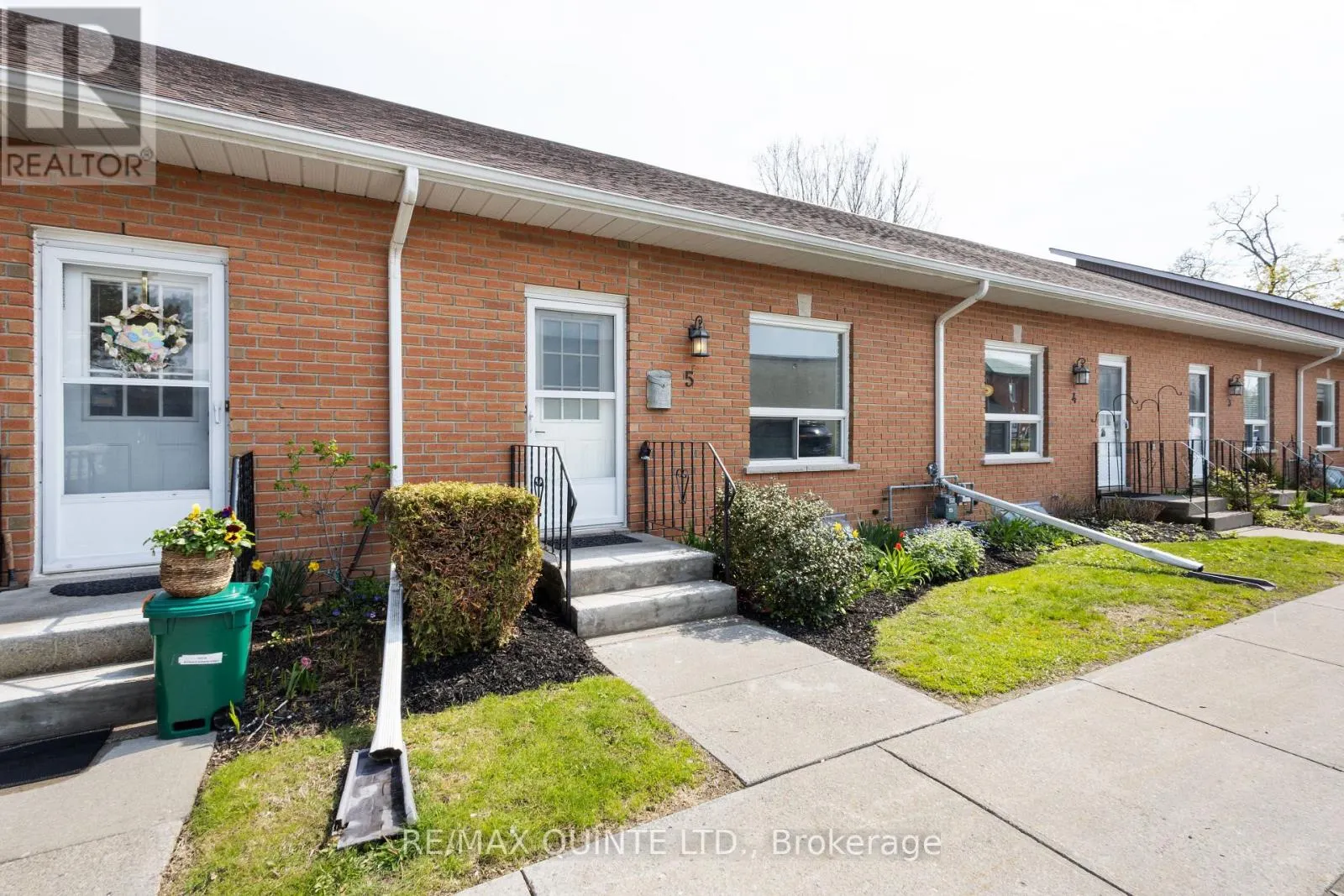 5 - 45 PRINCE EDWARD STREET #5