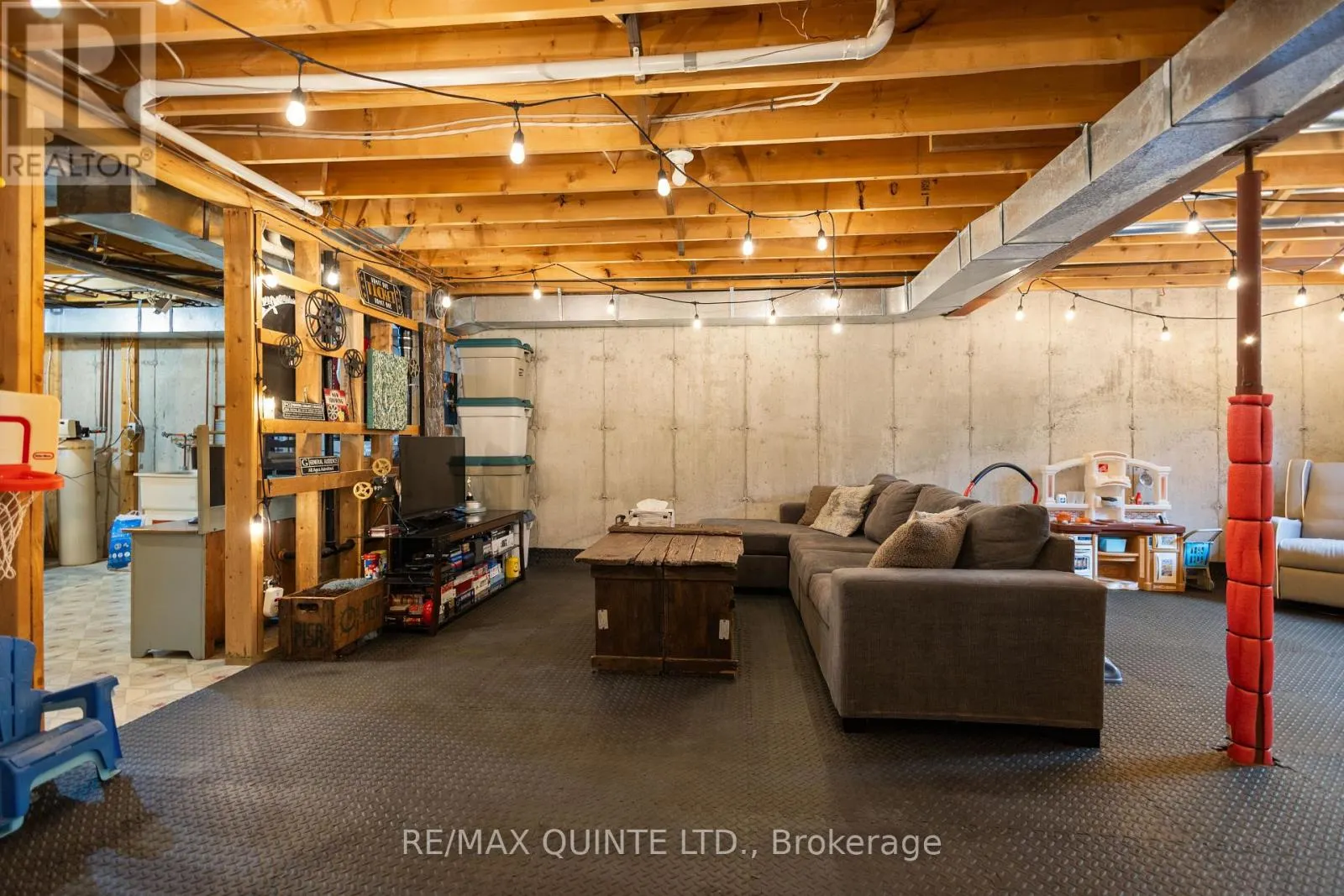 5 - 45 PRINCE EDWARD STREET #5