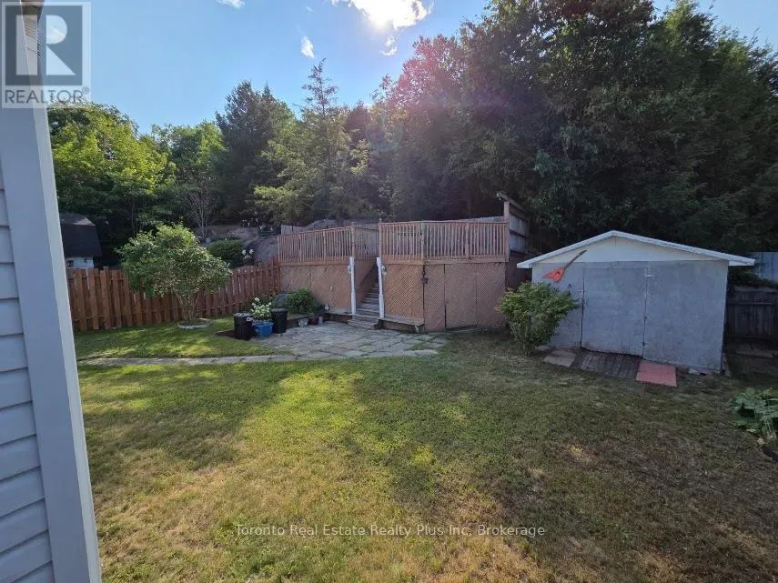 83 LAURIER ROAD