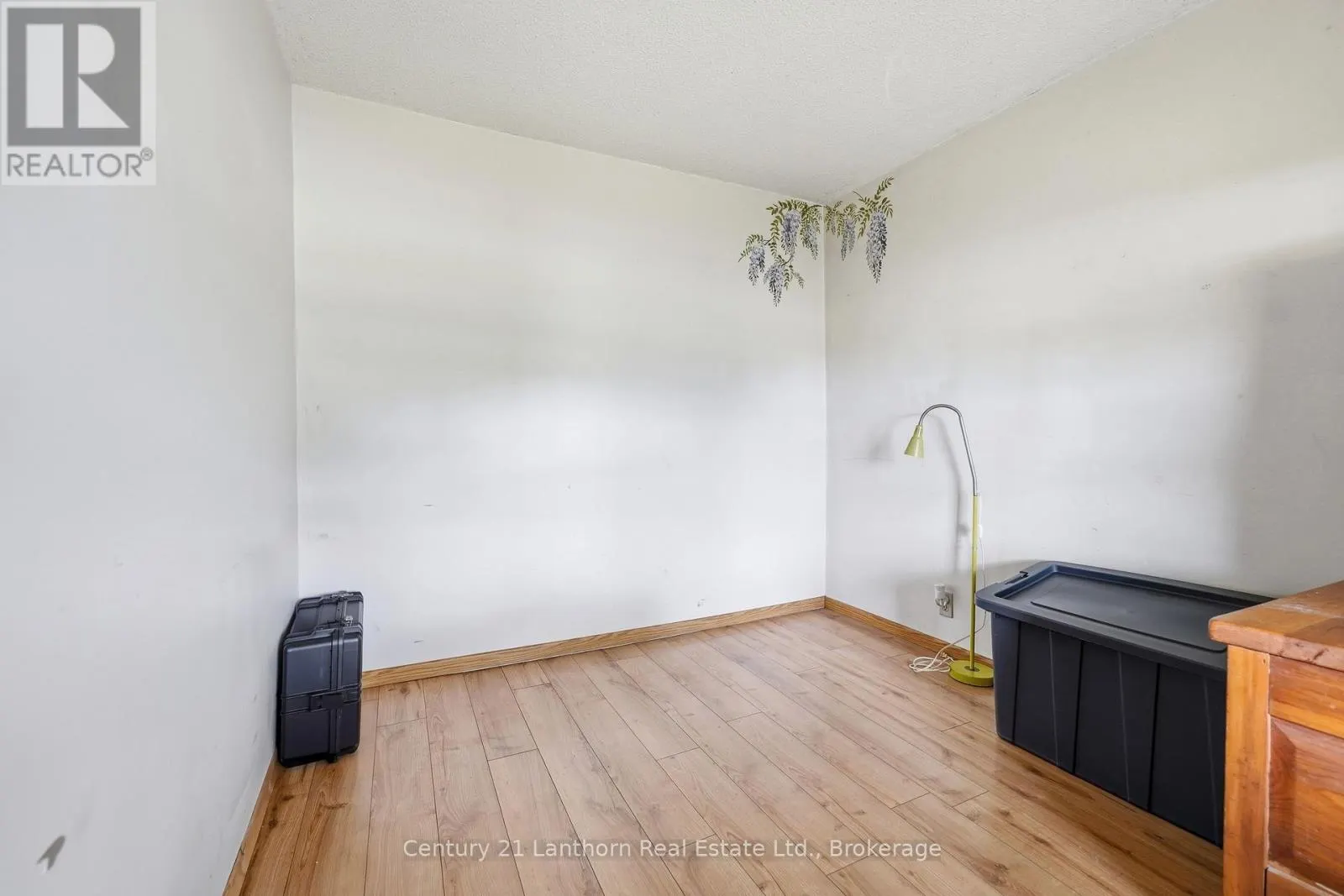 1504 VANDERWATER ROAD